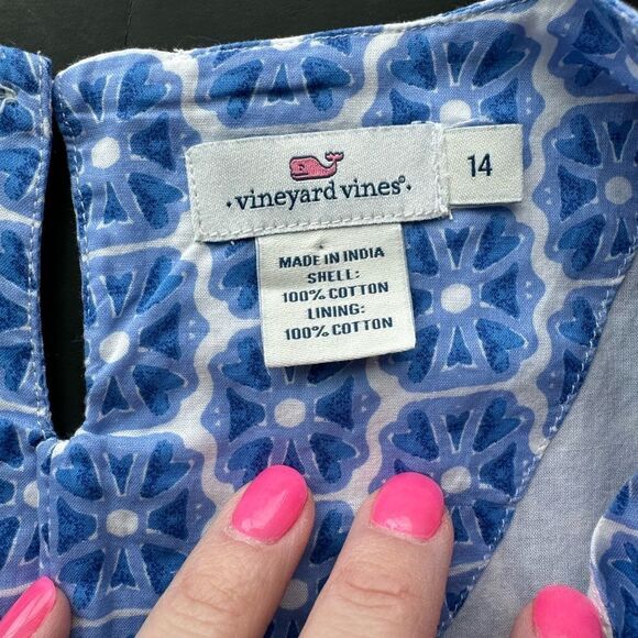 Vineyard Vines Girl’s 14 Blue Geometric Pink Seersucker Print Shift Tunic‎ Dress - Picture 11 of 14